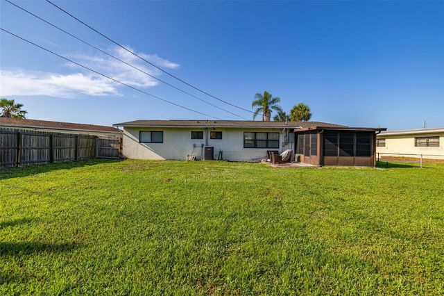 932 GLENMORE CIRCLE, Melbourne, FL 32901
