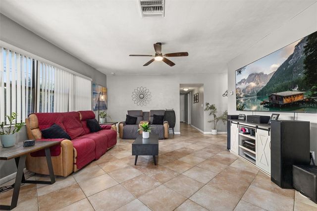 932 GLENMORE CIRCLE, Melbourne, FL 32901