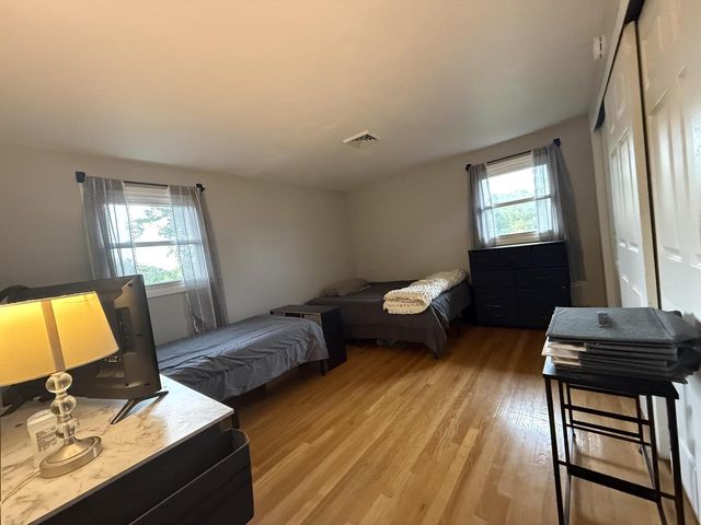 8169 N Joseph AVENUE, Milwaukee, WI 53224