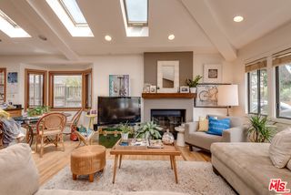 2417 Bryan Avenue, Venice, CA 90291
