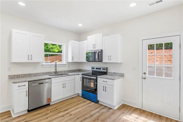 1109 Manly Street, Winston-salem, NC 27105