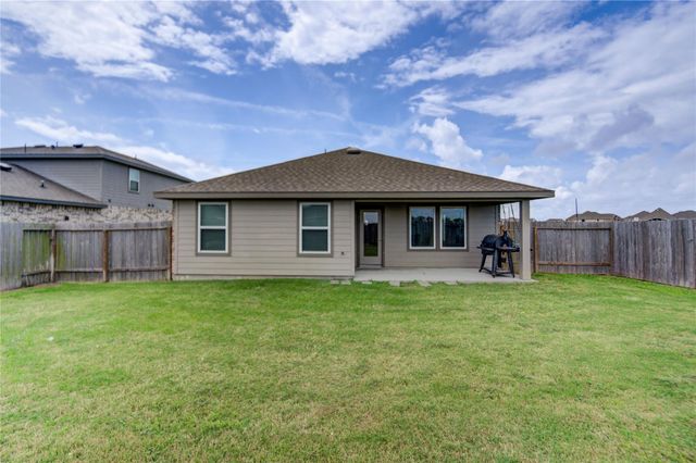 403 Rain Water Lane, Baytown, TX 77523