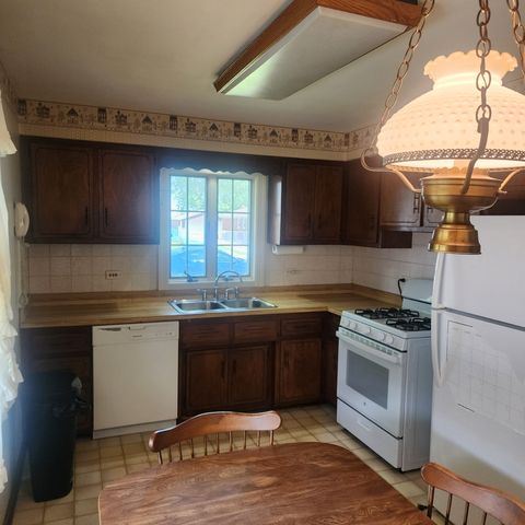 3859 153rd Street, Midlothian, IL 60445