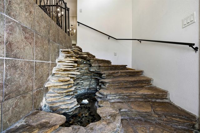 5338 Wonder Drive, Fort Worth, TX 76133