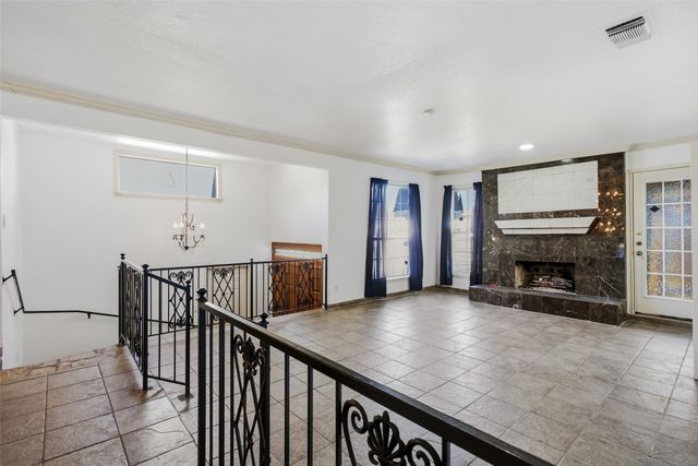 5338 Wonder Drive, Fort Worth, TX 76133