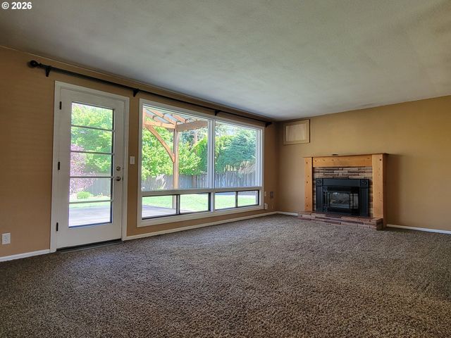 1625 MONTEREY Ln, Eugene, OR 97401