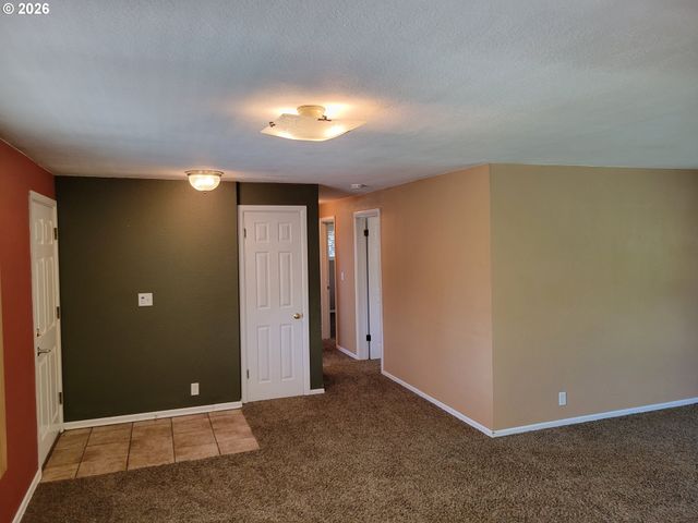 1625 MONTEREY Ln, Eugene, OR 97401