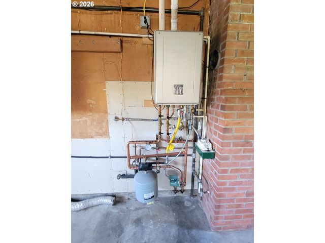 1625 MONTEREY Ln, Eugene, OR 97401