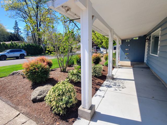 1625 MONTEREY Ln, Eugene, OR 97401