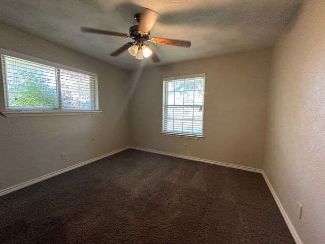 1226 Greenbriar Circle, Desoto, TX 75115