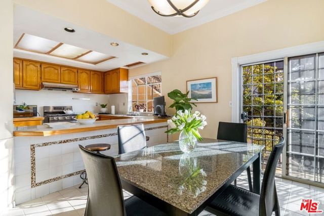 4220 Toland Way, Los Angeles, CA 90065