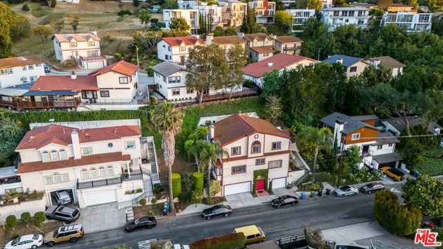 4220 Toland Way, Los Angeles, CA 90065