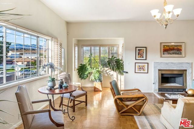 4220 Toland Way, Los Angeles, CA 90065
