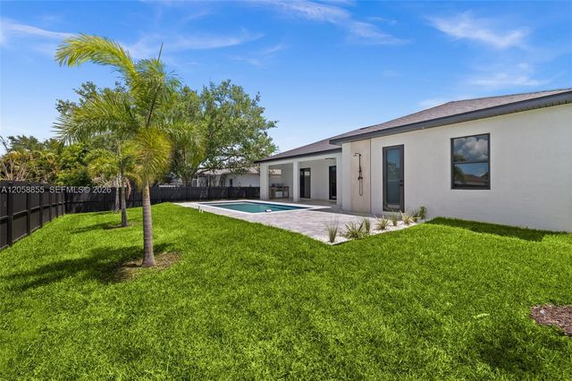 1532 NW, Cape Coral, FL 33315