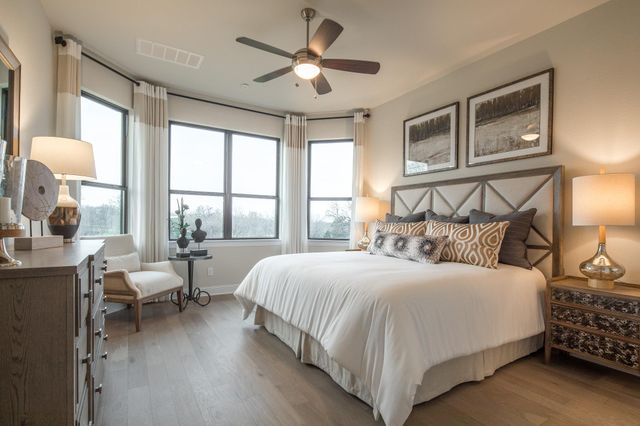 106 Double Eagle Ranch DR, Cedar Creek, TX 78612