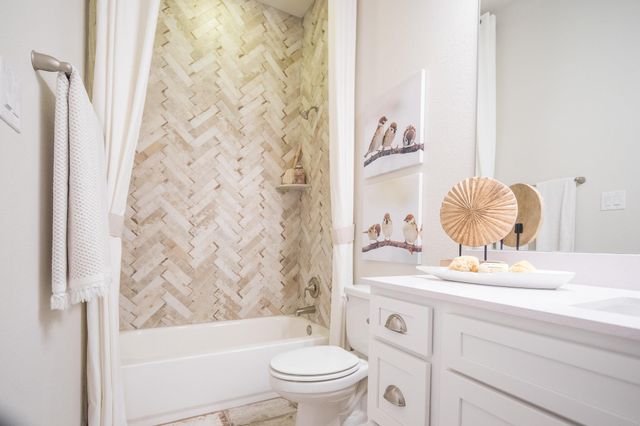 106 Double Eagle Ranch DR, Cedar Creek, TX 78612