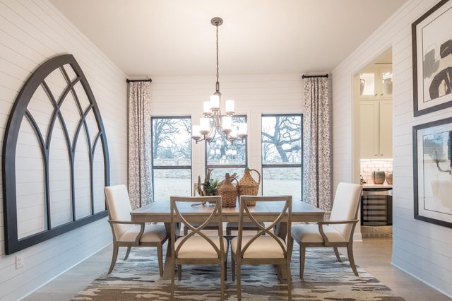 106 Double Eagle Ranch DR, Cedar Creek, TX 78612