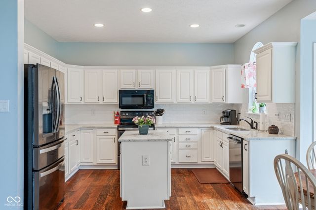 15409 Heath Circle, Westfield, IN 46074