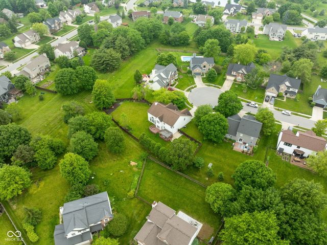 15409 Heath Circle, Westfield, IN 46074