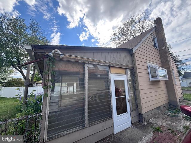 254 WATSON AVE, Hamilton, NJ 08610
