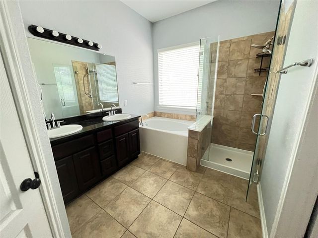 99 Sagamore Ridge Place, Spring, TX 77389