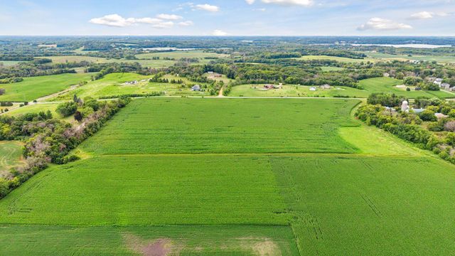 4132 Chippewa Road, Loretto, MN 55357