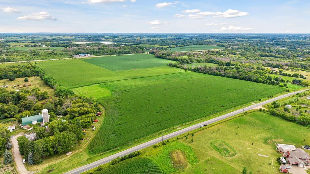 4132 Chippewa Road, Loretto, MN 55357 — exterior