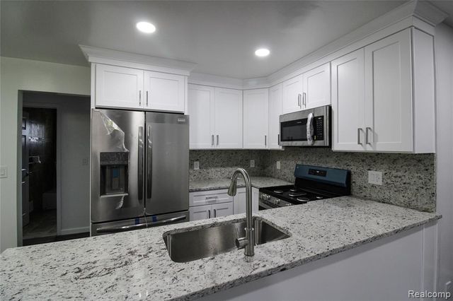 40159 William Drive, Sterling Heights, MI 48313