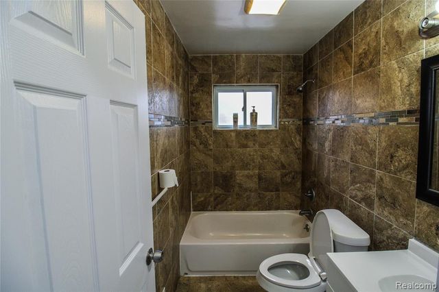 40159 William Drive, Sterling Heights, MI 48313