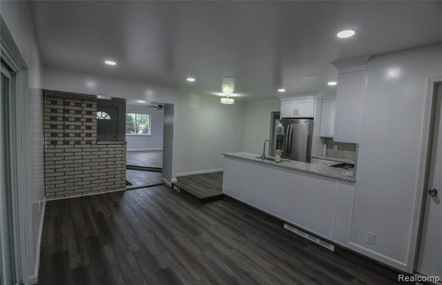 40159 William Drive, Sterling Heights, MI 48313
