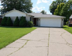 40159 William Drive, Sterling Heights, MI 48313