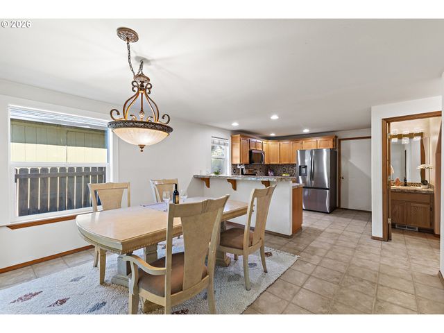 4295 Sw PLUMERIA Way, Beaverton, OR 97078