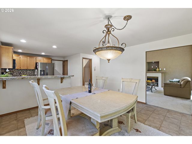 4295 Sw PLUMERIA Way, Beaverton, OR 97078
