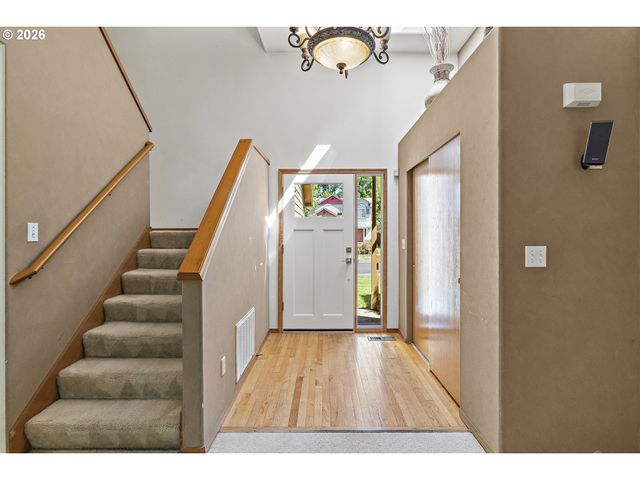 4295 Sw PLUMERIA Way, Beaverton, OR 97078