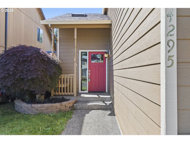 4295 Sw PLUMERIA Way, Beaverton, OR 97078