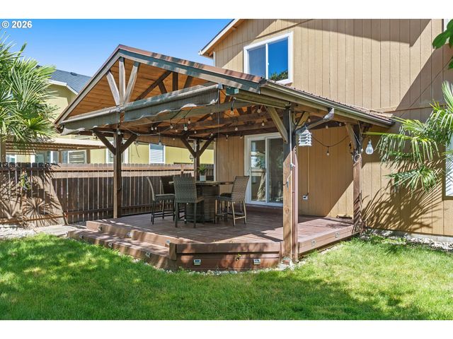 4295 Sw PLUMERIA Way, Beaverton, OR 97078