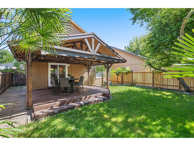 4295 Sw PLUMERIA Way, Beaverton, OR 97078
