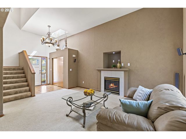 4295 Sw PLUMERIA Way, Beaverton, OR 97078