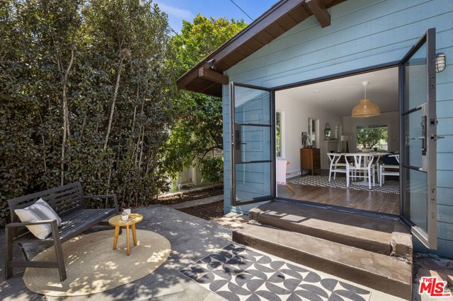 1616 Allesandro Street, Los Angeles, CA 90026