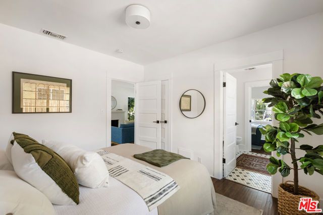 1616 Allesandro Street, Los Angeles, CA 90026