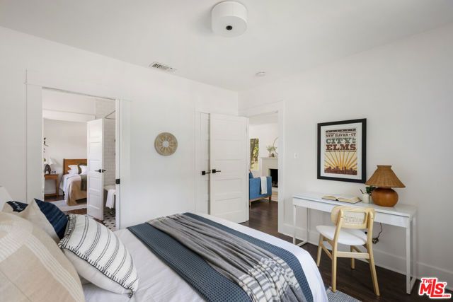 1616 Allesandro Street, Los Angeles, CA 90026