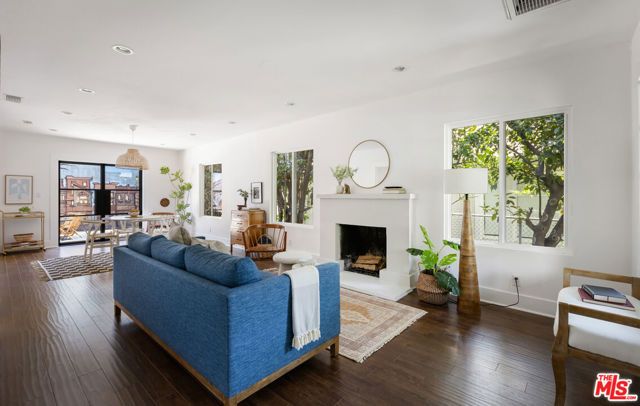 1616 Allesandro Street, Los Angeles, CA 90026