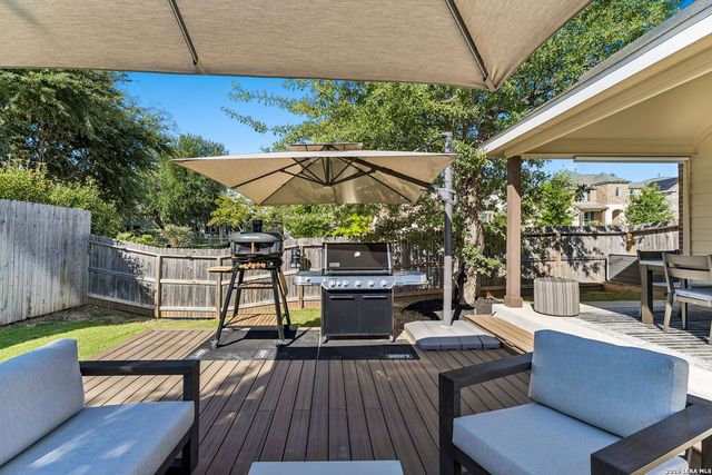 8512 REGUSCI GRV, Boerne, TX 78015