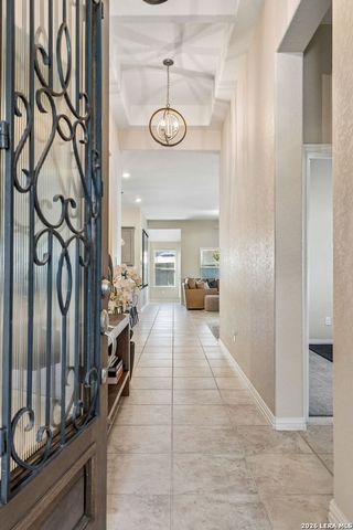 8512 REGUSCI GRV, Boerne, TX 78015
