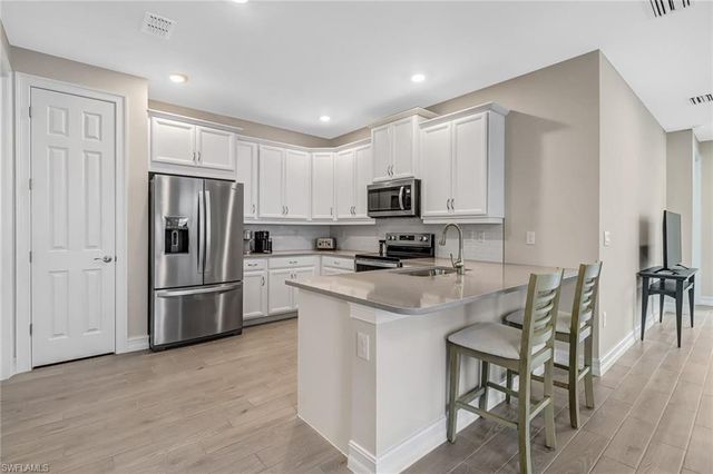 1148 Enbrook LOOP, Naples, FL 34114