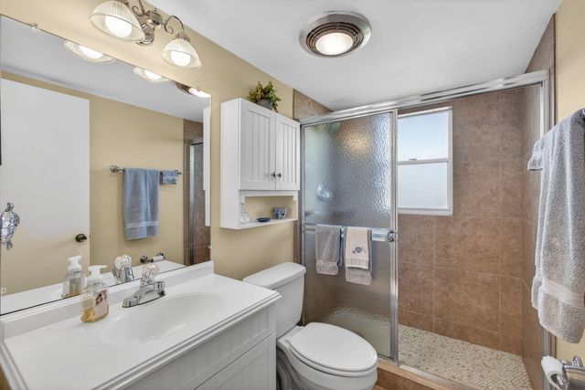 17 SE Turtle Creek Drive Unit D, Jupiter, FL 33469