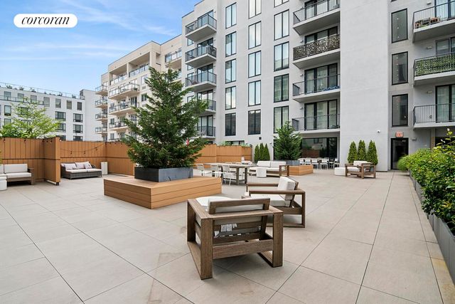 3714 34th St Apt N4C, New York City, NY 11101