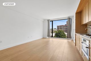 3714 34th St Apt N4C, New York City, NY 11101
