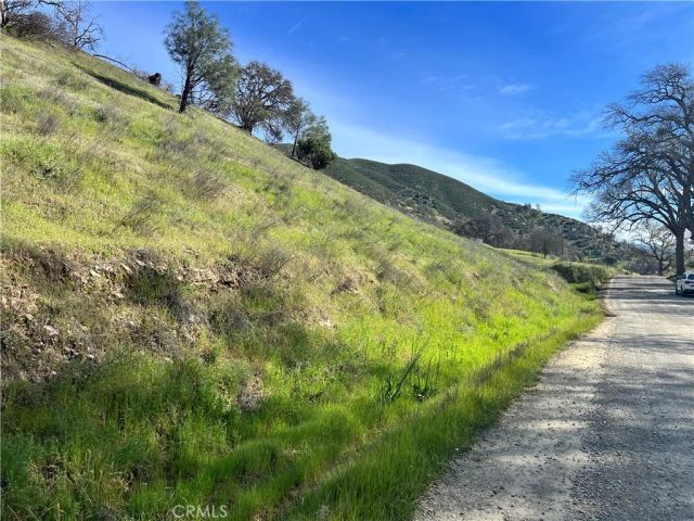 2286 New Long Valley, Clearlake Oaks, CA 95423