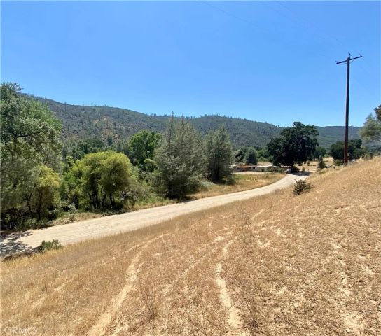 2286 New Long Valley, Clearlake Oaks, CA 95423